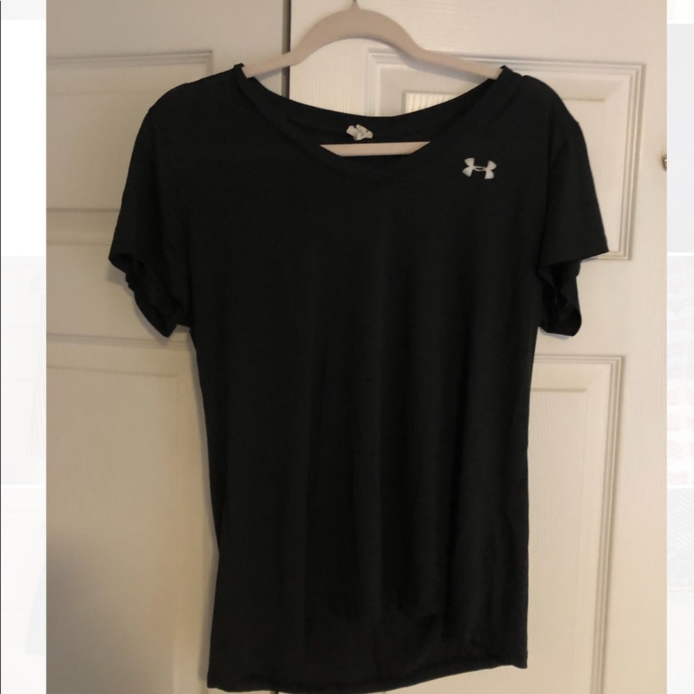 Underarmour heathered black v neck